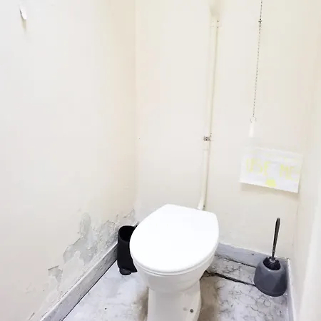 Sunny Eiffel Tower Nearby Elevator N16-4 *